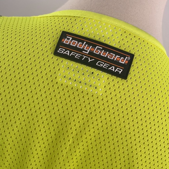 Body Guard High Visibility Vest * Safety Vest * Costume / Runners / Construction - Picture 4 of 13